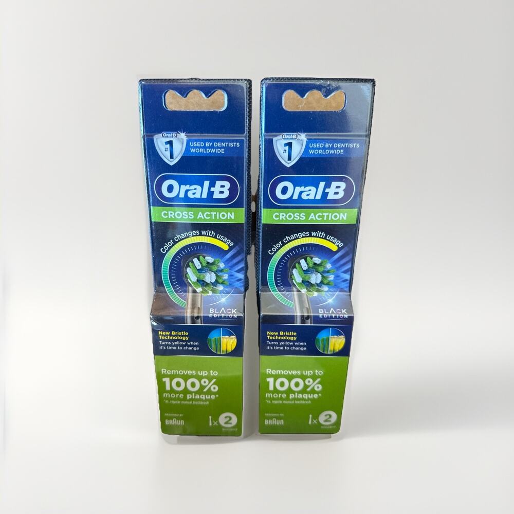 2 Pack Oral-B Cross Action Clean Maximiser Toothbrush 4 Heads total, Black - New
